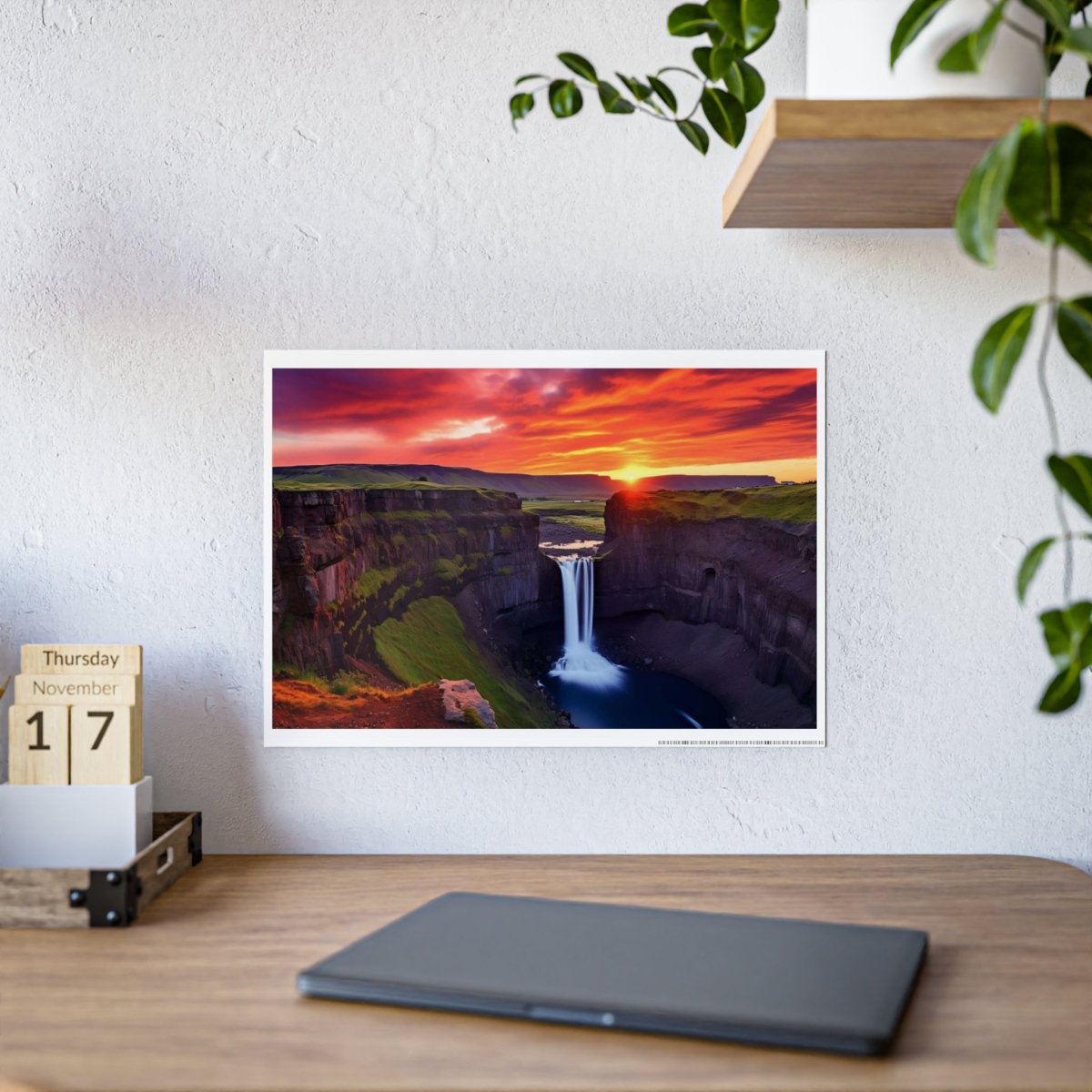 TEST Vibrant Landscape Gloss Poster - Sunset Waterfall Art Print (= Effet XXL Stickers= Poster à cller ?) - Art Cocoon